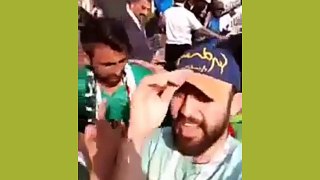 Pakistani players celebrating with fans after winning against india in icc champions trophy 2017