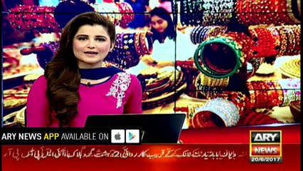 Women's bickering with tailors