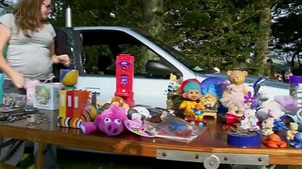 The Hoarder Next Door - S03E01 Michelle and Carl