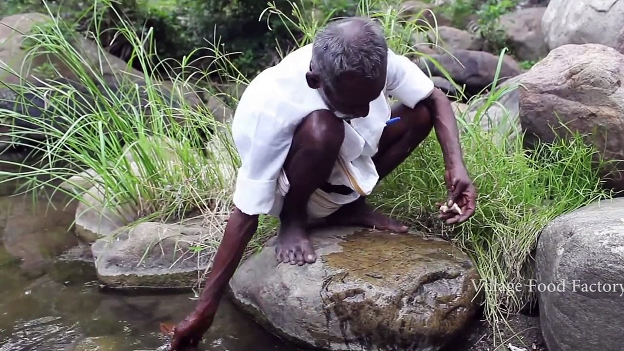 GOAT LEG SOUP   Prepared by my DADDY Arumugam   Village food factory