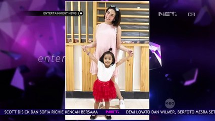 Meski Hamil dengan Usia 8 Bulan, Ayu Dewi Menjadi Model Catwalk