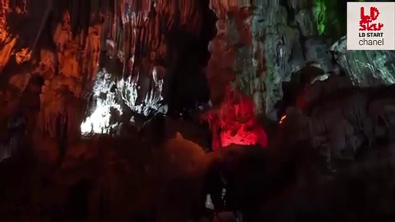 Halong Bay Travel Cruise - Vietnam