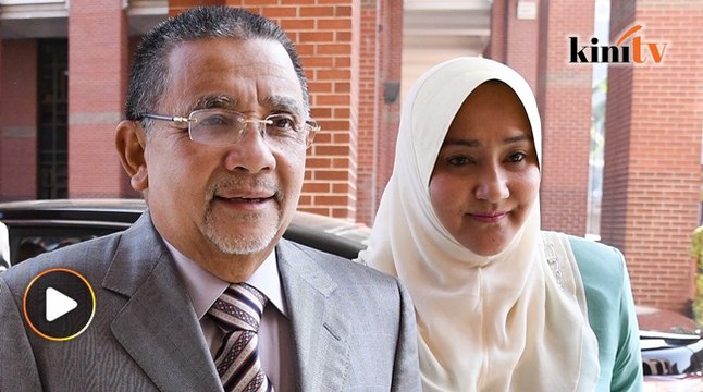 Isa Samad bersama isteri tiba di SPRM