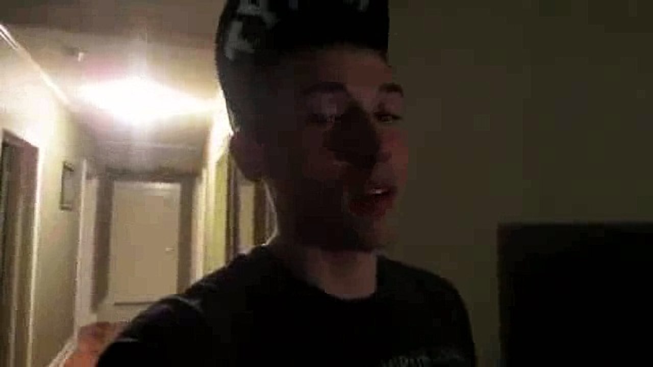 64.HES POOPING!_clip10