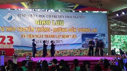 Funny Vietnamese love song in moutainous Vietnam - Bài hát giao duyên trai gái tán tỉnh nhau tuyệt với miền sơn cước