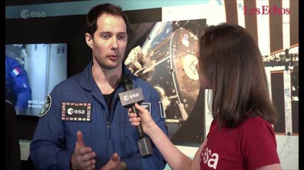 Au Bourget, Thomas Pesquet délivre un message plein d'espoir pour les jeunes.