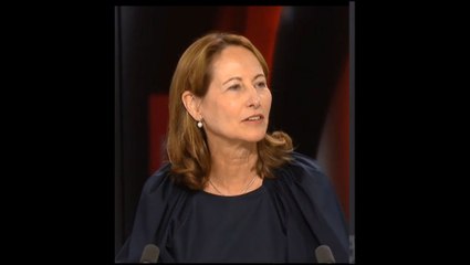 Ségolène Royal répond aux questions de Roselyne Febvre (France 24) et de Frédéric Rivière (RFI)
