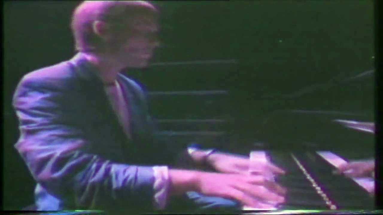 Dire Straits - Why Worry [Wembley -85 - HD]