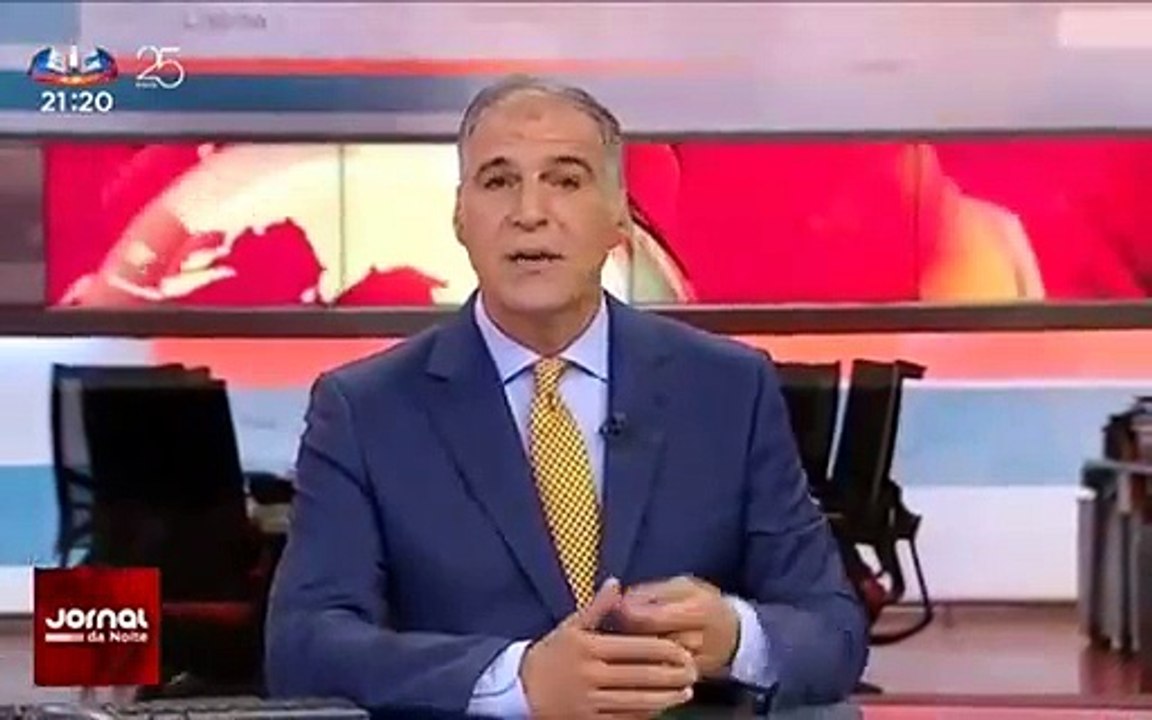 Rodrigo Guedes de Carvalho emociona ao cumprir promessa feita a criança