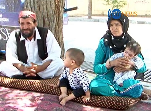 شعله های جنگ خانواده یی را از ولسوالی ده یک غزنی به جاده های پایتخت آواره کرد.