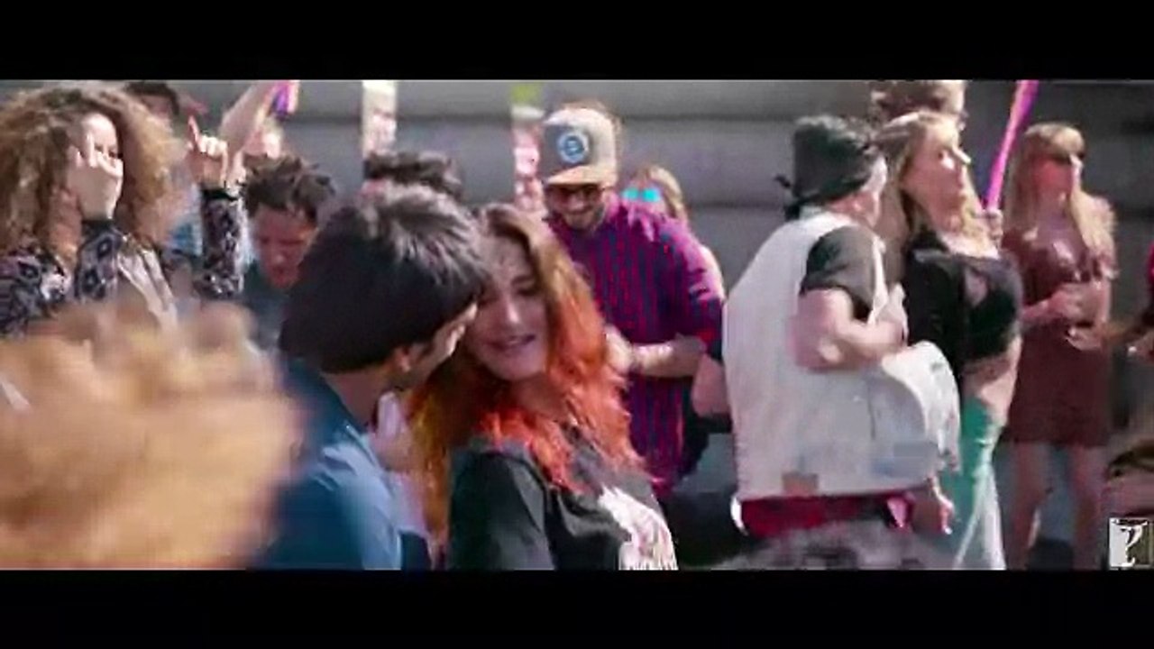 nashe si chadh gayi song befikre ranveer singh vaani kapoor arijit singh