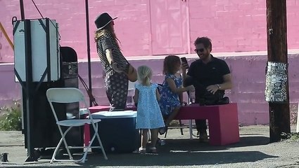 Drew Barrymore Looks Upset In Front Of Kids & Ex Will Kopelman