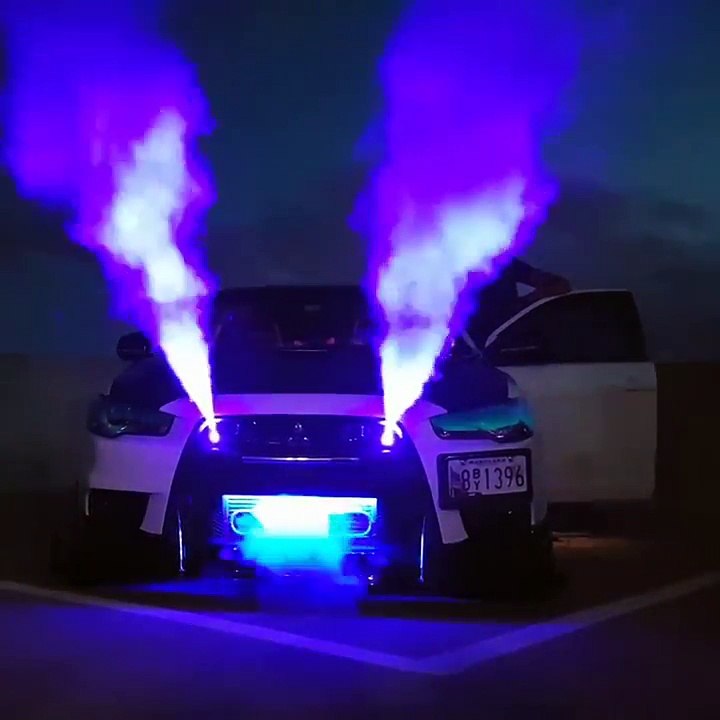 Lumières de feu sur une voiture !! TUNNING