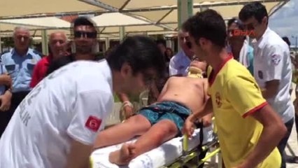 Antalya Parasailingin Halatı Koptu, Yolcunun Bacağı Kırıldı