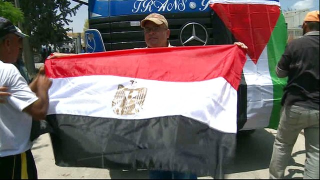 Egypt sends fuel tankers to Gaza to ease power crisis