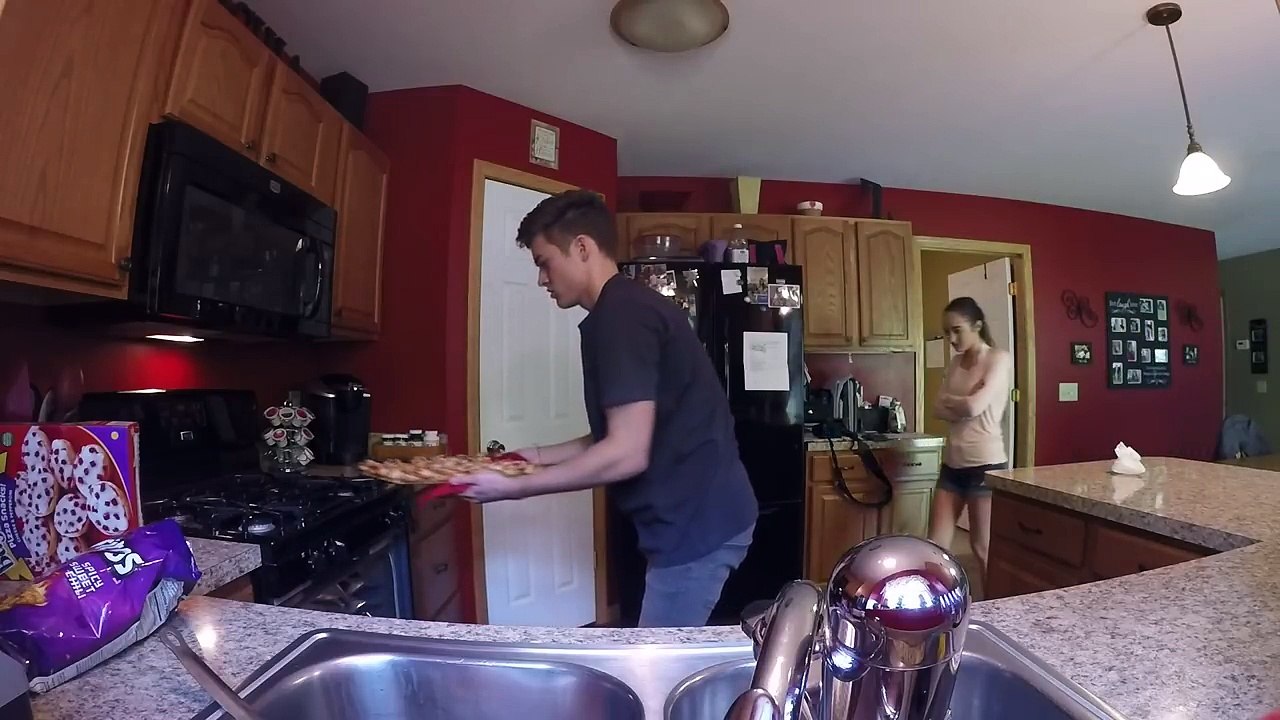 HICKEY PRANK ON BOYFRIEND! *Gone Wrong*