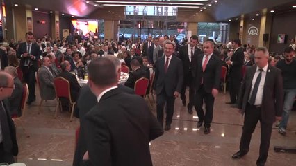 Bozdağ: "Türkiye'nin Anamuhalefetinin Lideri, Küfür Sayılacak Ifadeler Kullanarak Yargı Görevi...