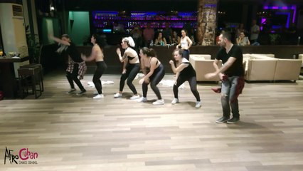Reggaeton - Despacito AfroCuban Dance School
