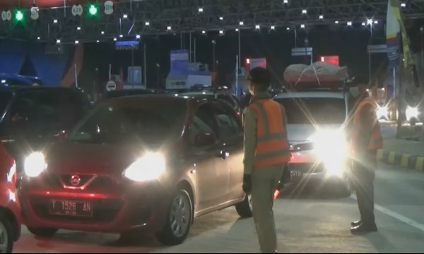 Arus Kendaraan di Tol Brebes Timur Masih Normal