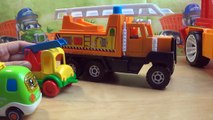 Coches de dibujos animados mundo de las máquinas de 45 coches de la serie fuego máquinas de camiones exposición