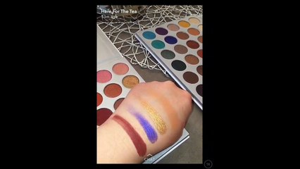 TeaHagMUA swatches Jaclyn palette