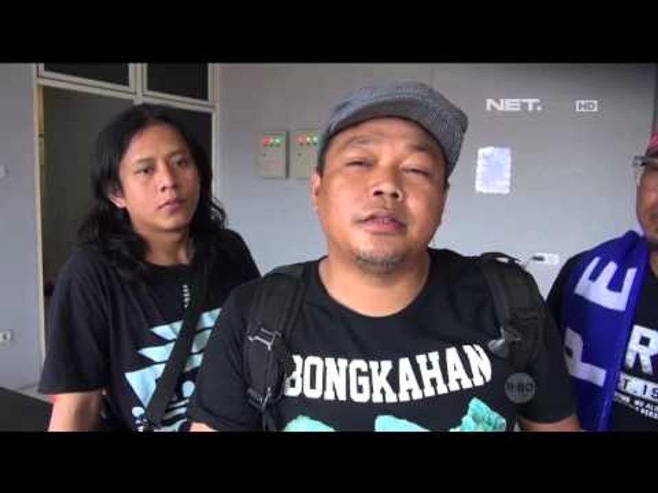 Supporter Persib Bandung dan Bali United - IMS