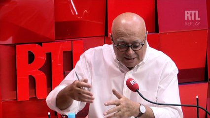 Dépenses publiques : Emmanuel Macron cherche des économies