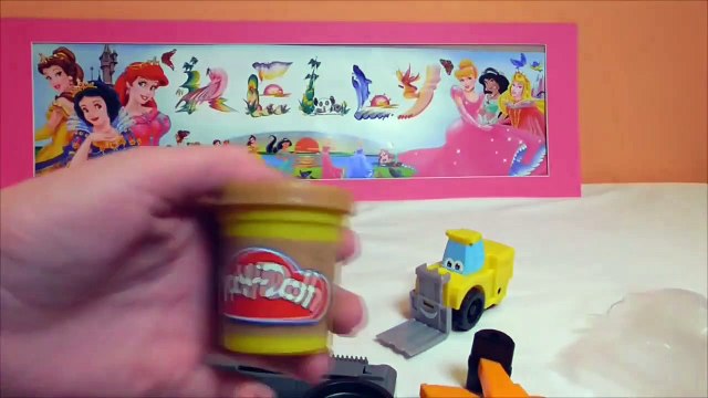 Little Kelly - Toys & Play Doh - DIGGIN' RIGS Play Doh Toys! (play doh, pl