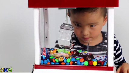 Chocolate Candy CLAW MACHINE Fun With Kinder Sur