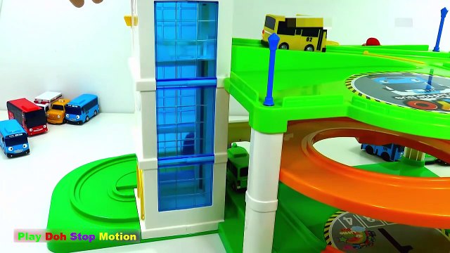 Tayo the Little Bus Friends Parking Garage Learn Colors Surprise