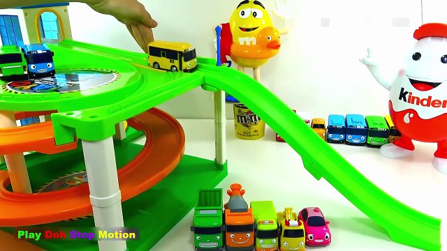 Tayo the Little Bus Friends Parking Garage Learn Colors Surpr