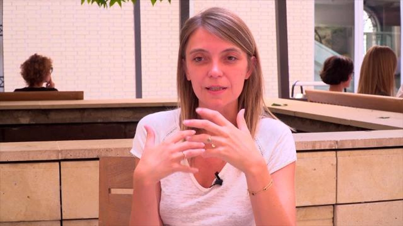 Les Bonnes Feuilles : Anne-Sophie Stéfanini présente "Nos Années Rouges"