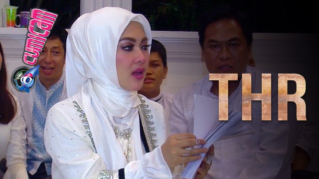 Suasana Heboh Saat Syahrini Bagi-bagi THR Buat Tim Manajemen - Cumicam 22 Juni 2017