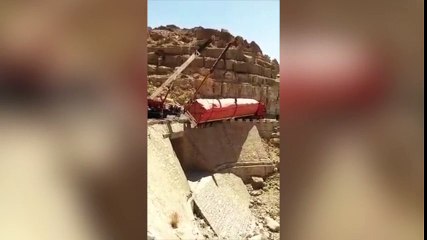 Epic fail: el rescate de ese camión es misión imposible