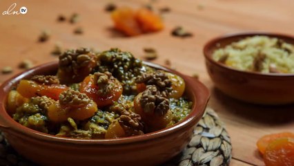 طاجن الدجاج مع المشمش