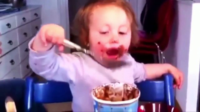 KENDİ OSURUĞUNDAN KORKAN BEBEKLER - GÜLMEK GARANTİ MUTLAKA İZLE İNANILMAZZZ