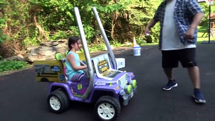 Cars 3 Movie Crash! Lightning McQueen vs Jackson Storm Miss Fritter Demo Derby Driven to W