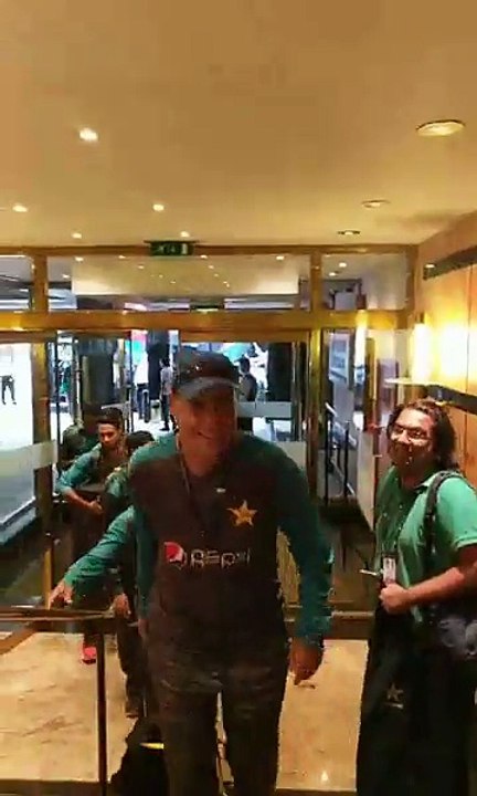 Pakistan  team arrives to hotel after final maych