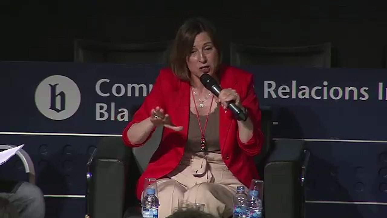 Entrevista a Carme Forcadell dels subscriptors de VilaWeb