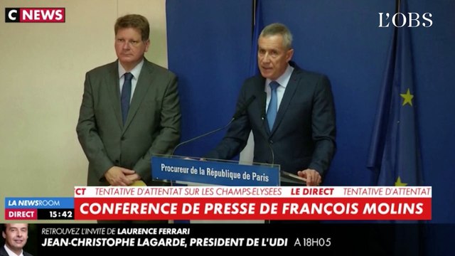 Attentat raté sur les Champs-Elysées : 9.000 cartouches découvertes dans la voiture