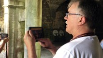 L'abbaye de Villers se dote de tablettes numériques pour replonger dans son passé (Crédit : Fifi)