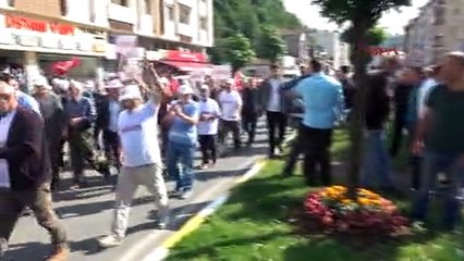 CHP'nin Adalet Yürüyüşü'ne Rize'de saldırı girişimi