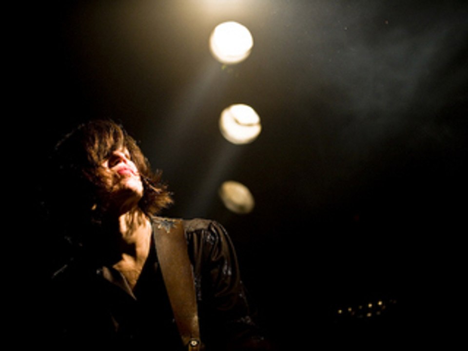 #2 Shannon Wright - with closed eyes