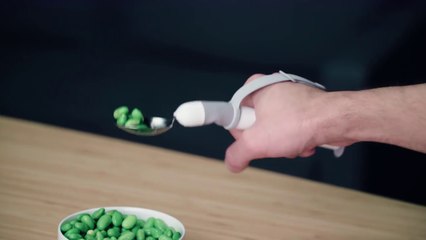Liftware, the smart spoon that people with disabilities