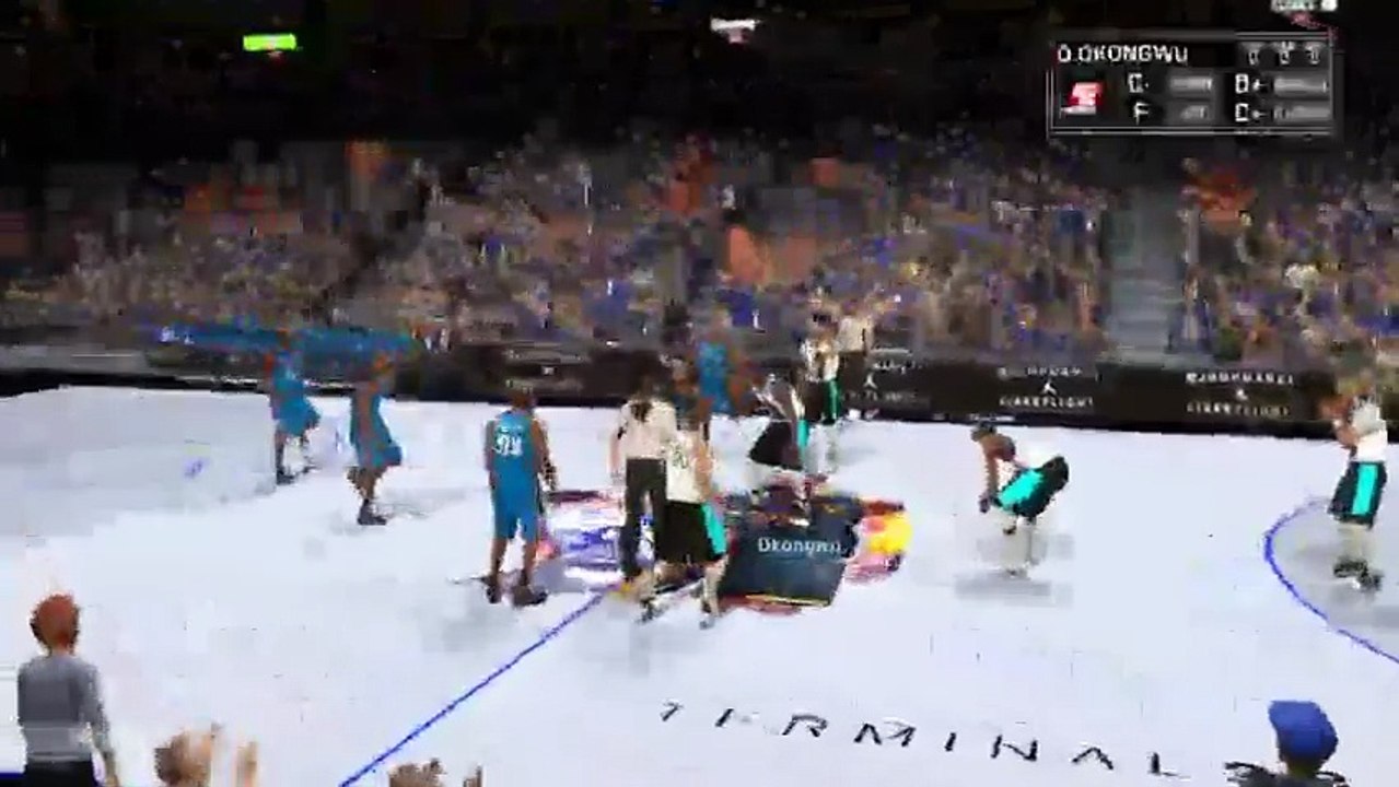 Playing with lamelo ball (92)