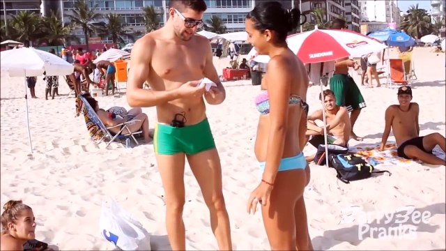 2017 2017 İlk 3 Öpüşme Nisan Şakaları - Şaka İstilası - Top 3 Kissing Pranks April 2017 - Prank Invasion 2017