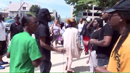 Sylville Smith`s Family, Community Reacts to Officer`s Not Guilty Verdict