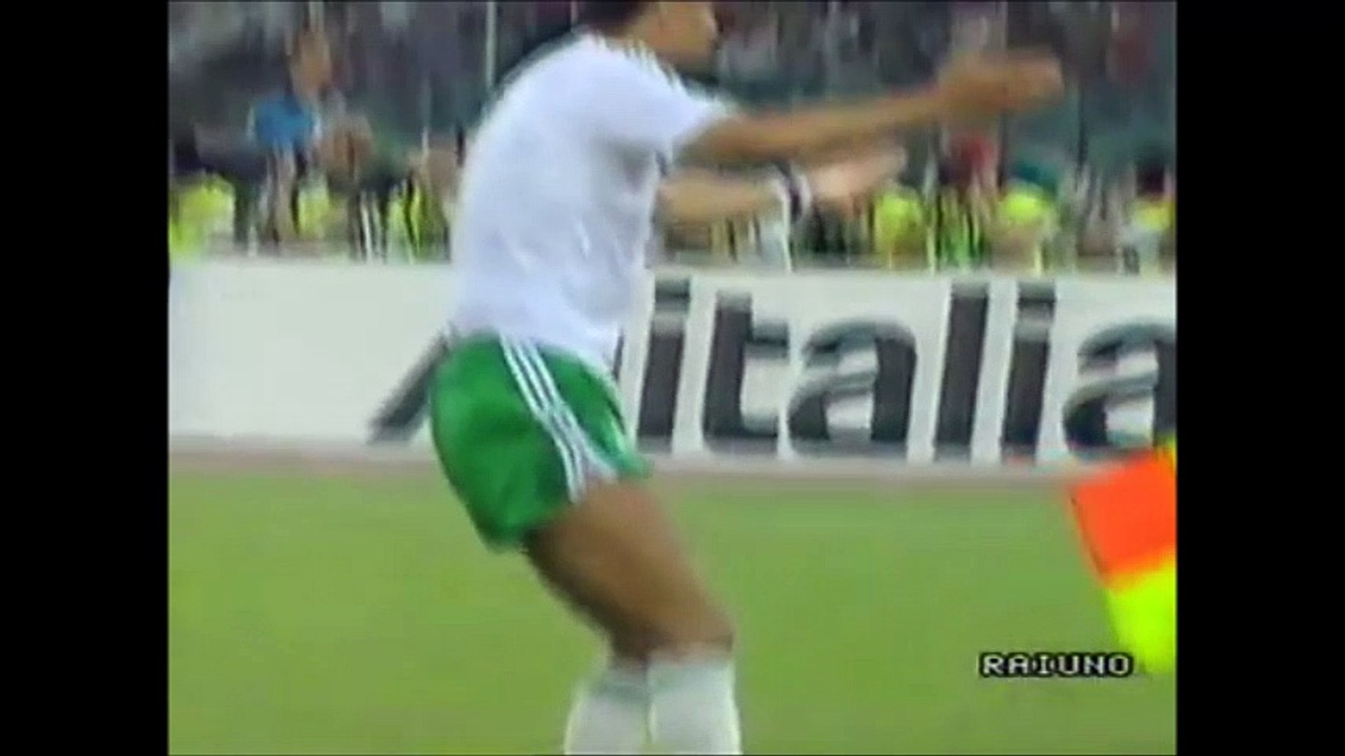 Paul McGrath vs Italy 1990 World Cup (All touches & actions)