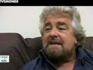 BEPPE GRILLO SPECTACLE en italie