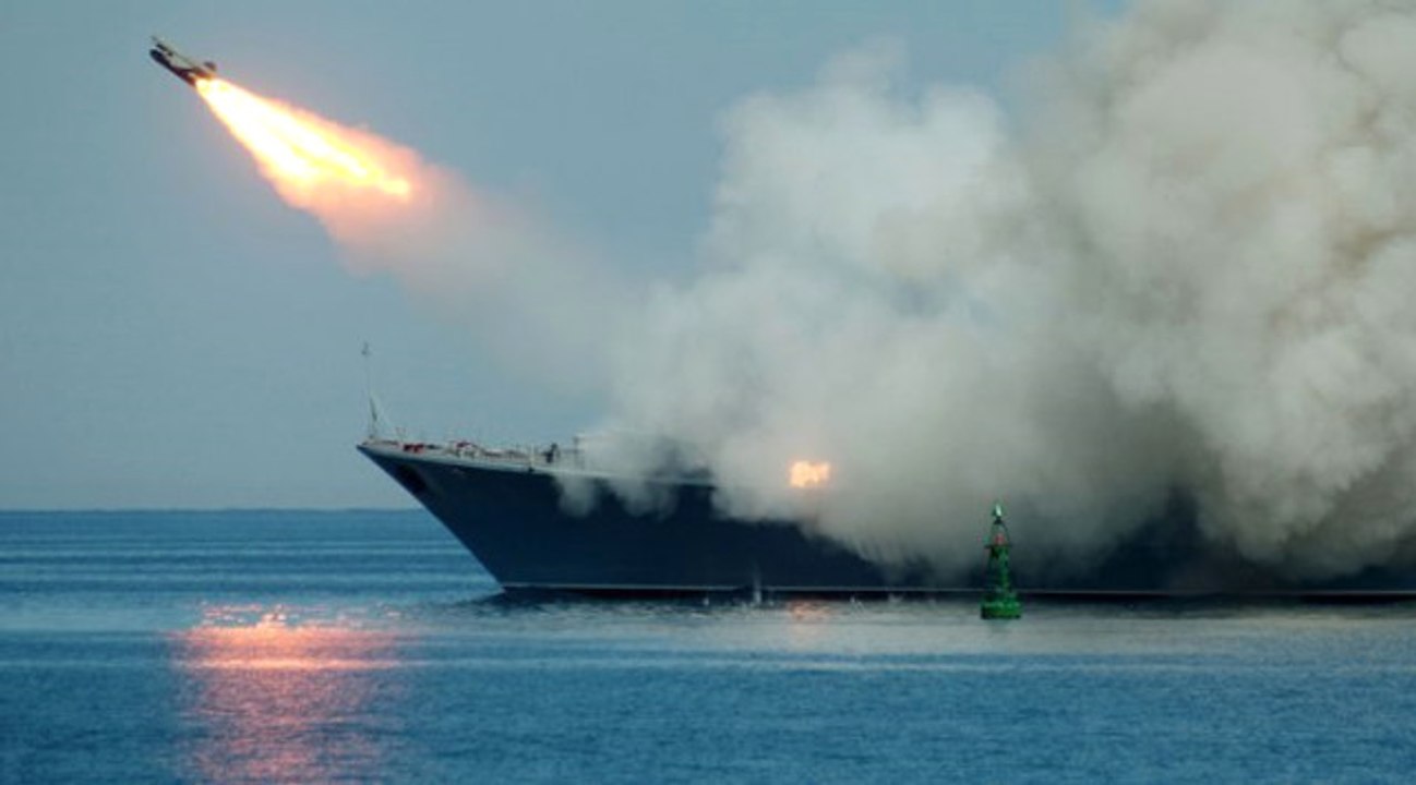 Son Dakika! Rusya, Suriye'deki DEAŞ Hedeflerini Akdeniz'den Vurdu